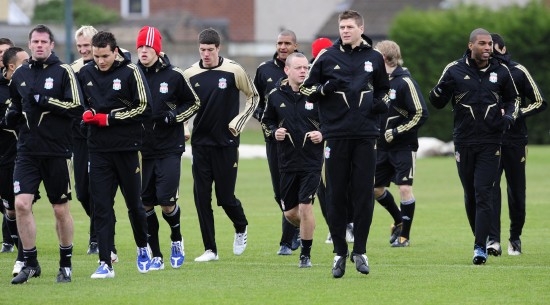 5场丢8分！阿森纳也要羡慕，拜仁对手仍高居第二，英超太难了（5战丢8分！英超太卷，连阿森纳都得眼红，拜仁对手依旧稳居第二）