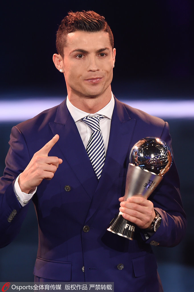 崩盘起因！利物浦上赛季英超场均丢1.1球，本赛季场均丢1.6球（崩盘之因？利物浦英超场均失球由上季1.1增至本季1.6）