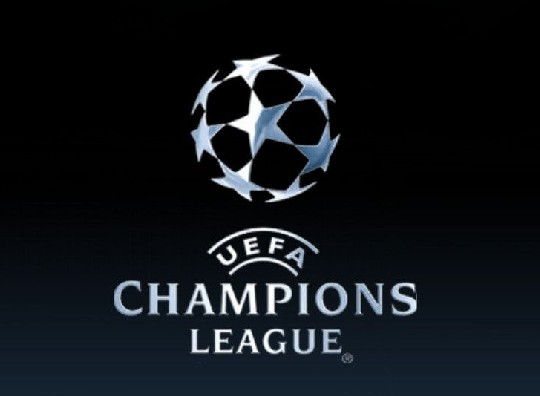 半场战报：阿森纳1-0布拉格斯拉维亚，萨卡点射