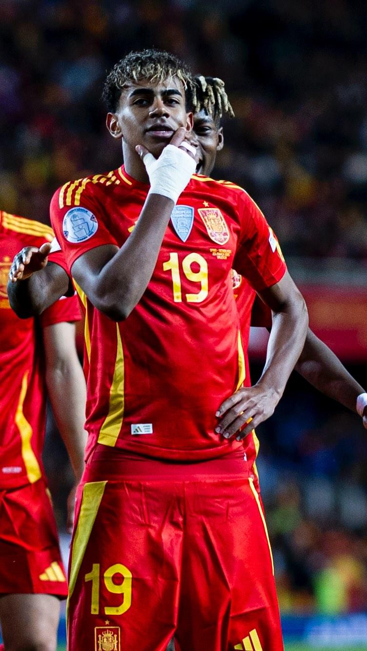 天空体育：那不勒斯希望引进马赛前锋格林伍德