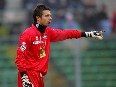 欧联4-1：德甲第6大胜以超第3，豪取3连胜（欧联4-1，德甲第6击溃以超第3，豪取三连胜）