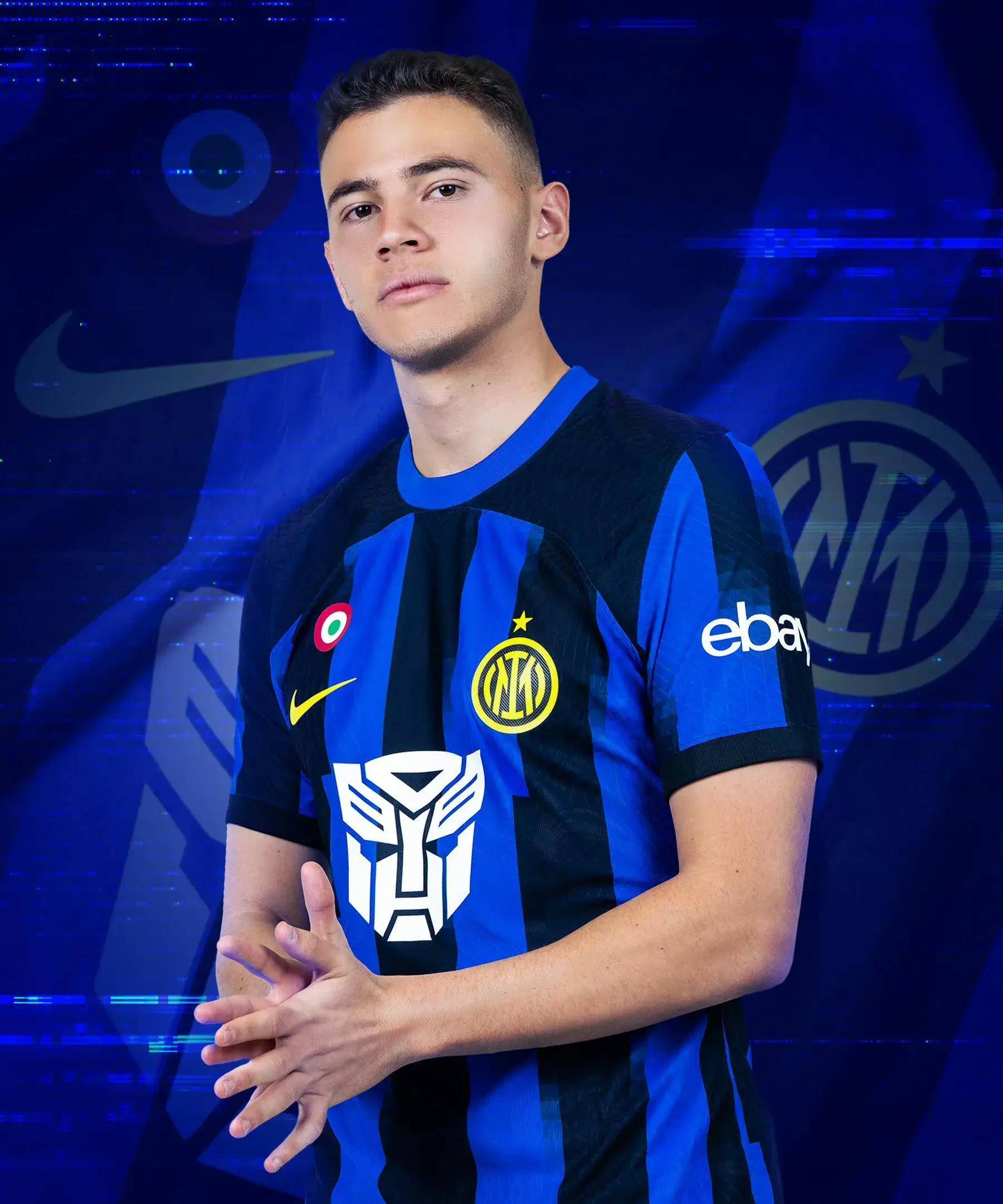 上海海港夺冠背后是穆斯卡特的战略放弃与坚守，成功卫冕中超冠军。