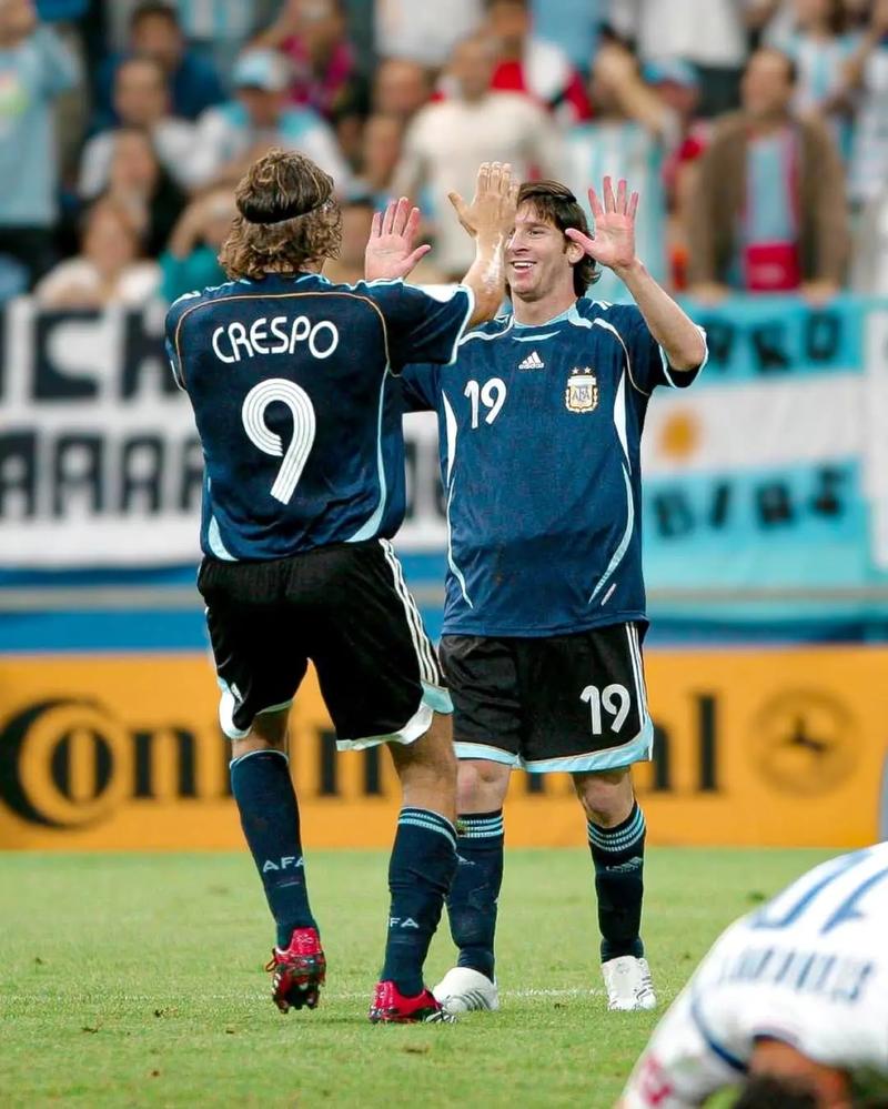 欧塞尔俱乐部执行主席巴蒂斯特·马勒布随马克龙代表团访华！