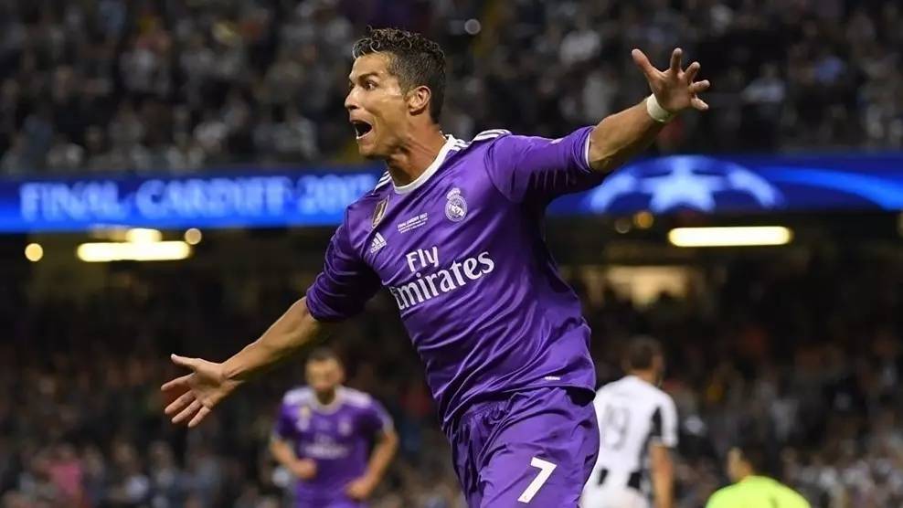 湘超张珈玮：王新欣指导是我的伯乐；湖南足球的氛围其实很好（湘超球员张珈玮：感恩王新欣指导识才，湖南足球氛围很不错）