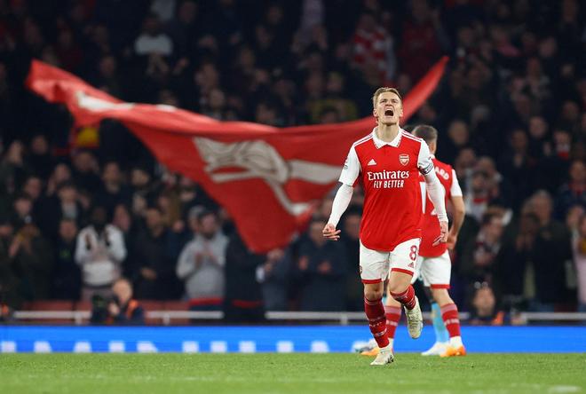 国安客战河内达万替补，据悉球员有小伤在身