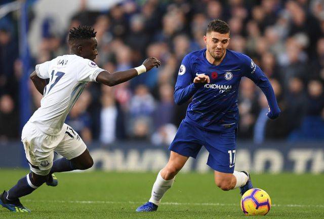 姆伯莫打进一球，吃到一张黄牌，赛后收获7.8的虎扑评分！