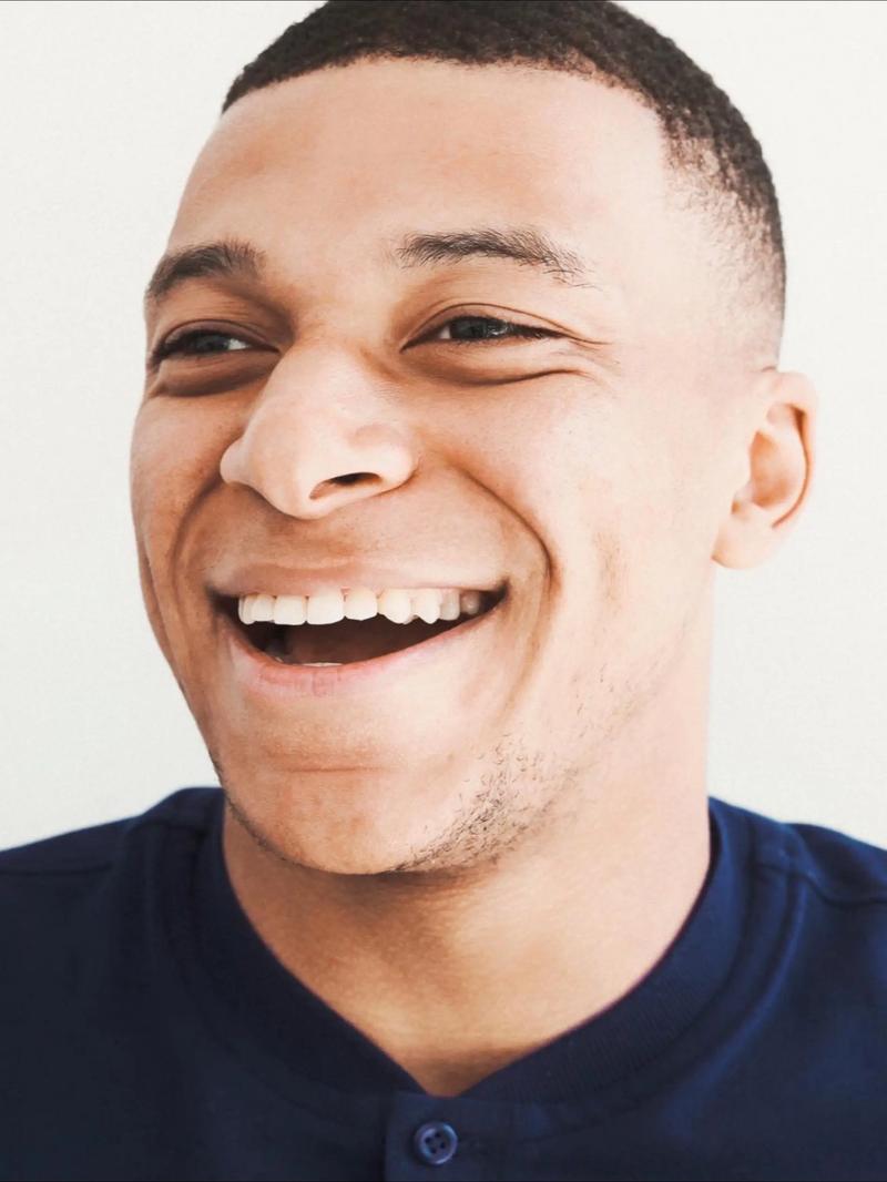 韩媒：英冠、比甲一些球队有意韩国国脚前锋全晋旴（韩媒：英冠与比甲多队有意引进韩国国脚前锋全晋旴）