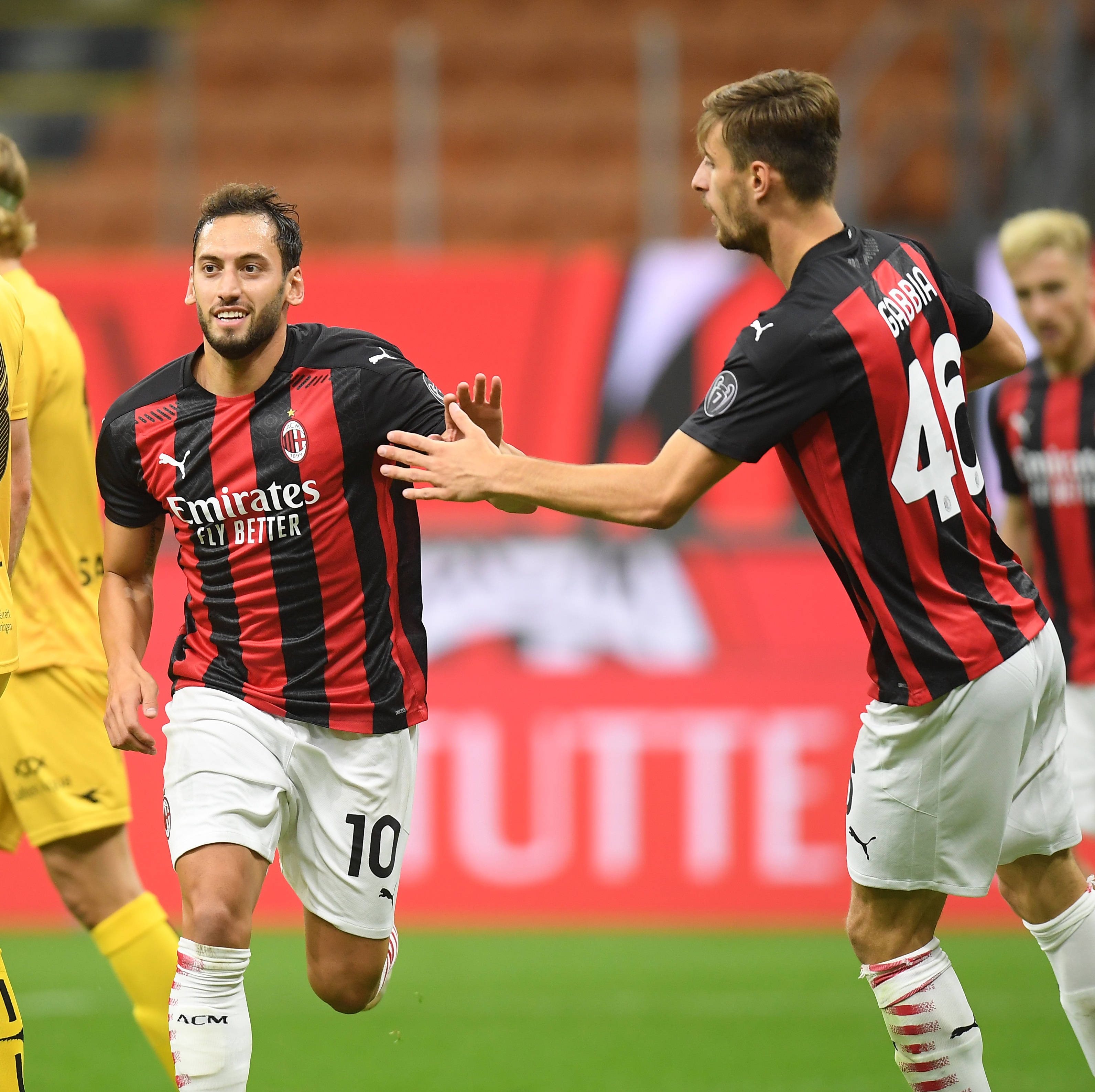 半场战报：云达不莱梅1-0科隆，马尔科-弗里德尔建功